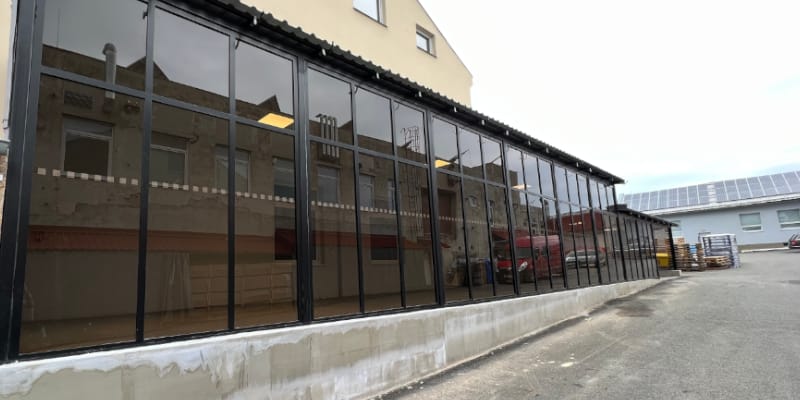 Verglasung von Balkonen und Terrassen